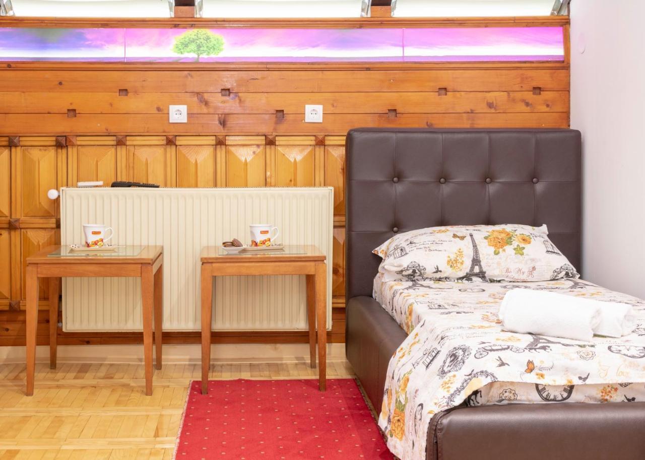 Fortezza rooms Ni Esterno foto